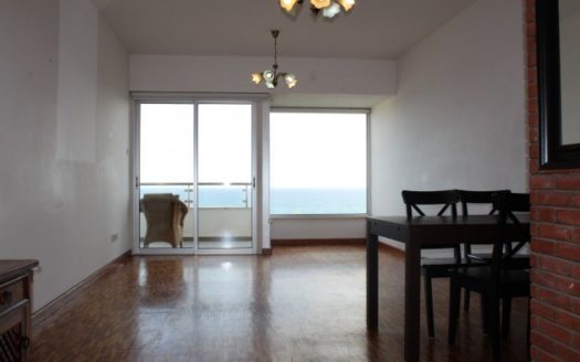 2 Bedroom seafront apartment for sale