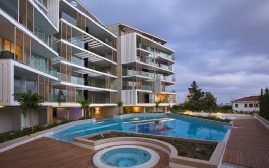 3 Bedroom penthouse, 200 meters from the beach at residence 51