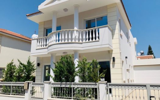 3 Bedroom house for sale in residential area- 300 meters from the sea