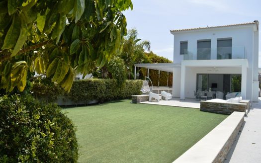 4 Bedroom villa in Governors Beach