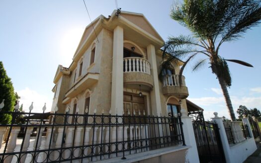 3 Bedroom house in the area of My Mall, Limassol
