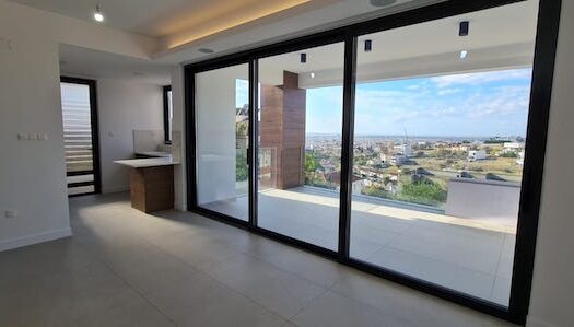 Contemporary 2 bedroom apartment for sale in Panthea