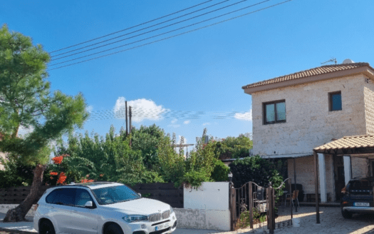 House for rent in Pissouri village