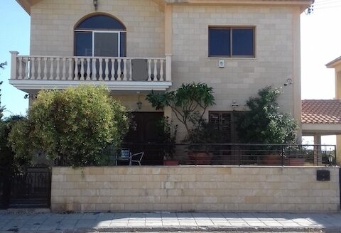5 bedroom house for sale in Agios Athanasios