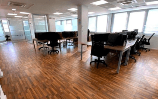 Modern office for rent in the city centre