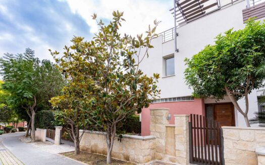 4 bedroom villa for rent in Agios Tychonas