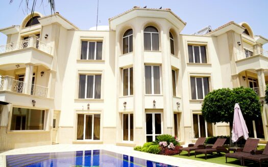 5+1 bedroom impressive and secluded villa for rent