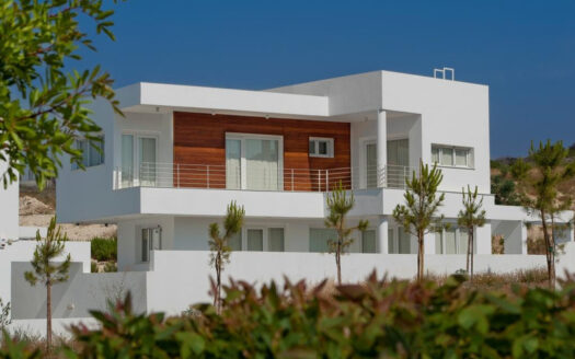 4 bedroom luxury villa for sale in Agios Tychonas