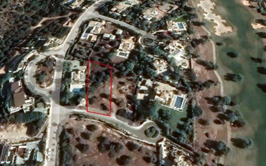 Plot for sale in luxury complex in Aphrodite hills