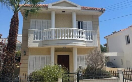 3 bedroom house in Potamos Germasogeias for rent