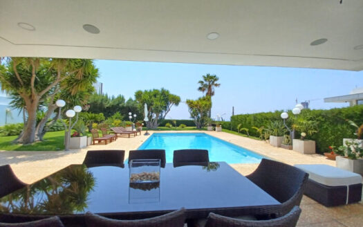 8 bedroom villa for sale in Agios Tychonas