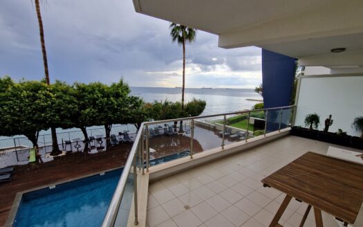 Modern 2 bedroom apartment with seaview