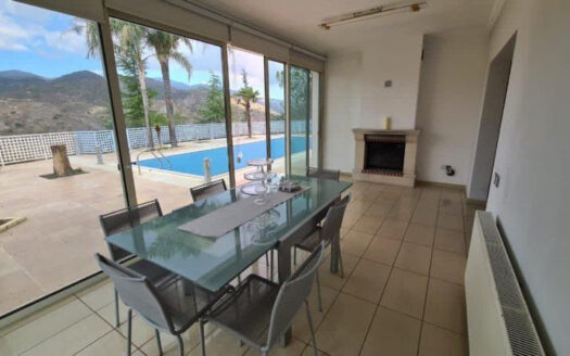 5 bedroom villa for rent in a quite area