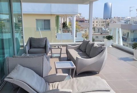 3 bedroom penthouse for sale in Neapolis area