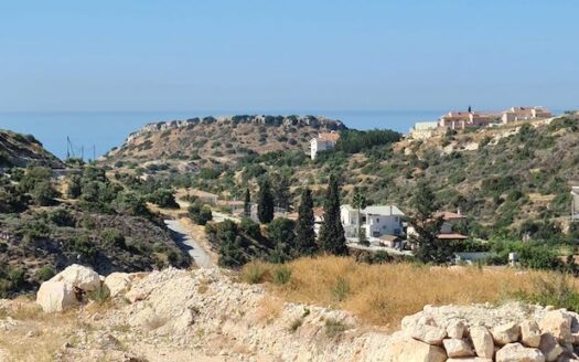 Plot for sale in Agios Tychonas