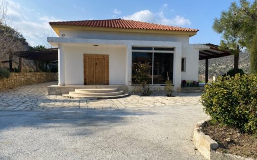Semi-furnished 3 bedroom house for sale