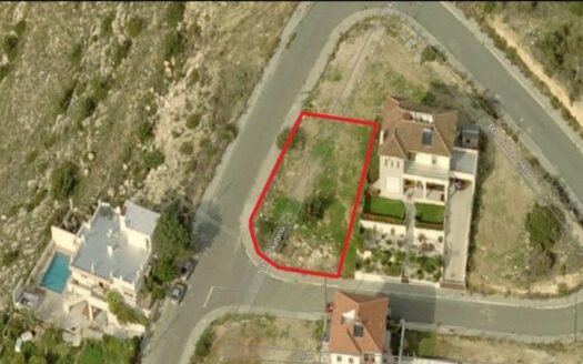Residential plot for sale in Agia Fyla