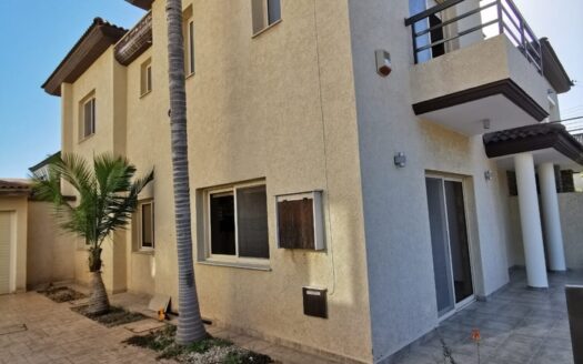 3 bedroom family house in Ypsonas for sale