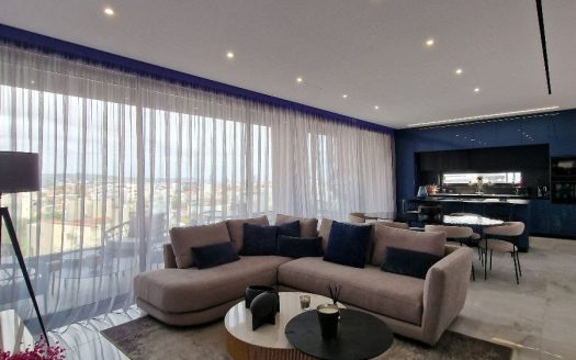 3 Bedroom penthouse in Mesa Geitonia, Limassol