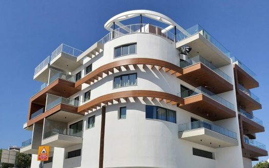 3 Bedroom penthouse in Panthea, Limassol