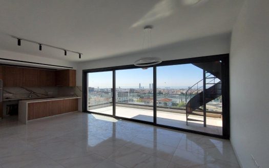 3 Bedroom penthouse with panoramic views in Panthea