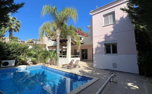 3 Bedroom house in Amathounta, Limassol